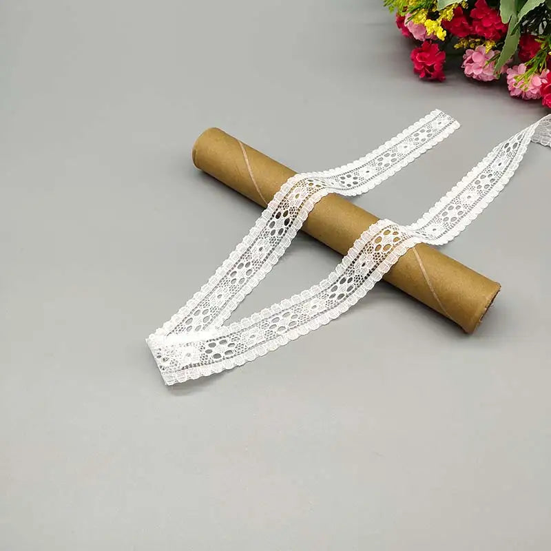 Wholesale 10 Yards White Lace Ribbon Lace Trim Fabric DIY Embroidered Lace trimmings for Sewing Accessories African Fringe Lace