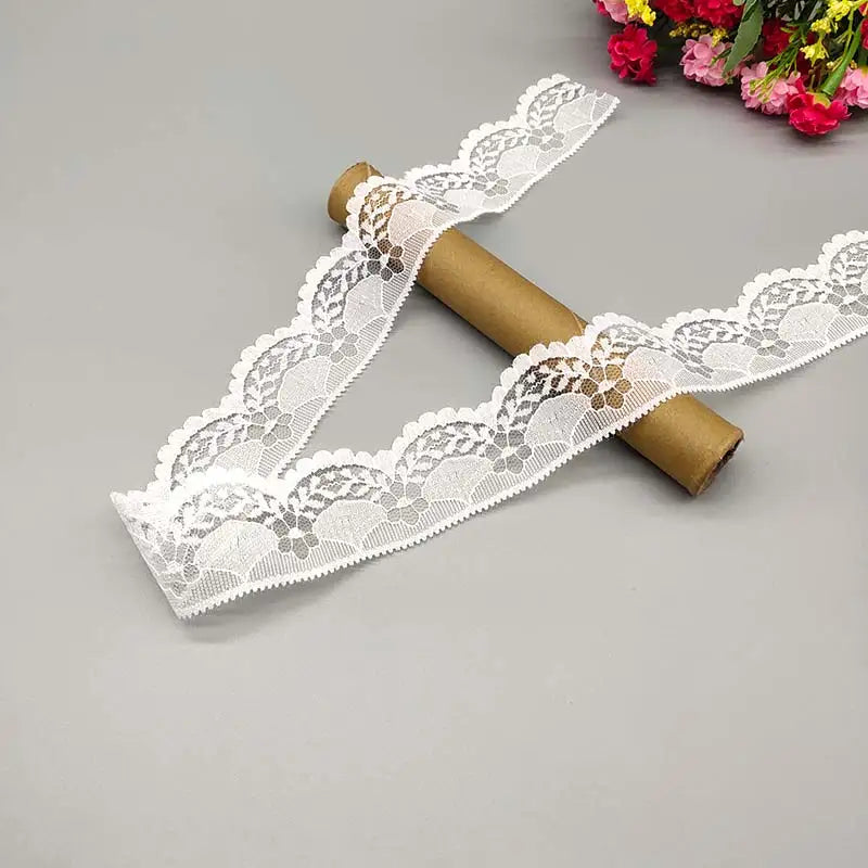 Wholesale 10 Yards White Lace Ribbon Lace Trim Fabric DIY Embroidered Lace trimmings for Sewing Accessories African Fringe Lace