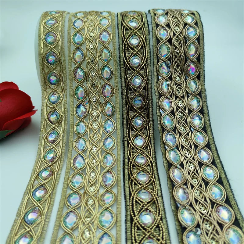 2.5/4.5 cm Width Colorful Sequins Gold thread Lace 3D Embroidered Webbing White Sewing Lace for Wedding Needlework Dress