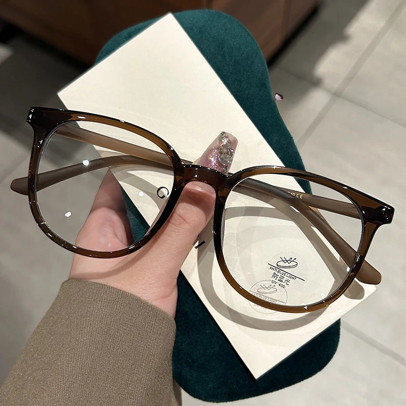 New Retro Ultra-light Glasses Anti-blue Light Flat Glasses Female Fashion Exquisite Casual Transparent Frame Flat Light Glasses