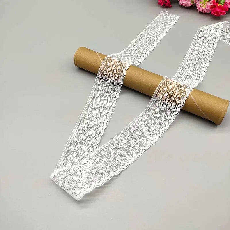 Wholesale 10 Yards White Lace Ribbon Lace Trim Fabric DIY Embroidered Lace trimmings for Sewing Accessories African Fringe Lace