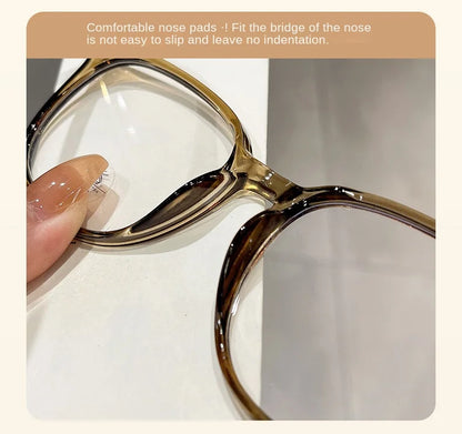 New Retro Ultra-light Glasses Anti-blue Light Flat Glasses Female Fashion Exquisite Casual Transparent Frame Flat Light Glasses